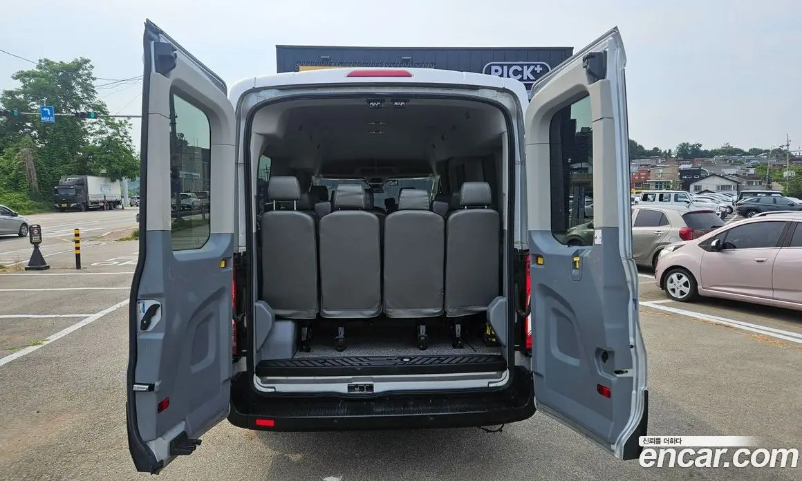 Ford Transit 2017 3.7 автомат (гидро), фото 20