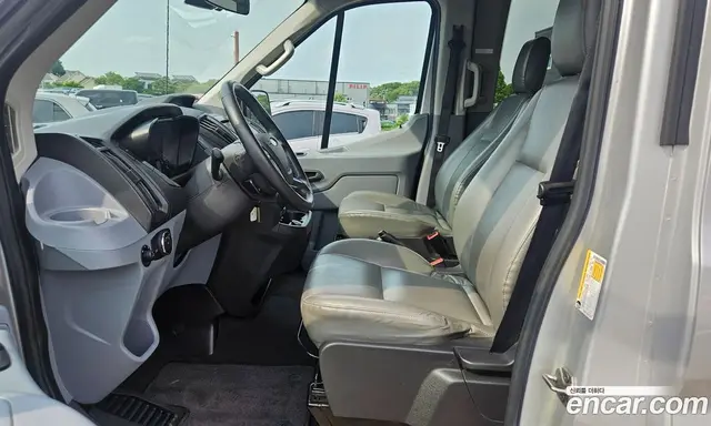 Ford Transit 2017 3.7 автомат (гидро), миниатюра 10