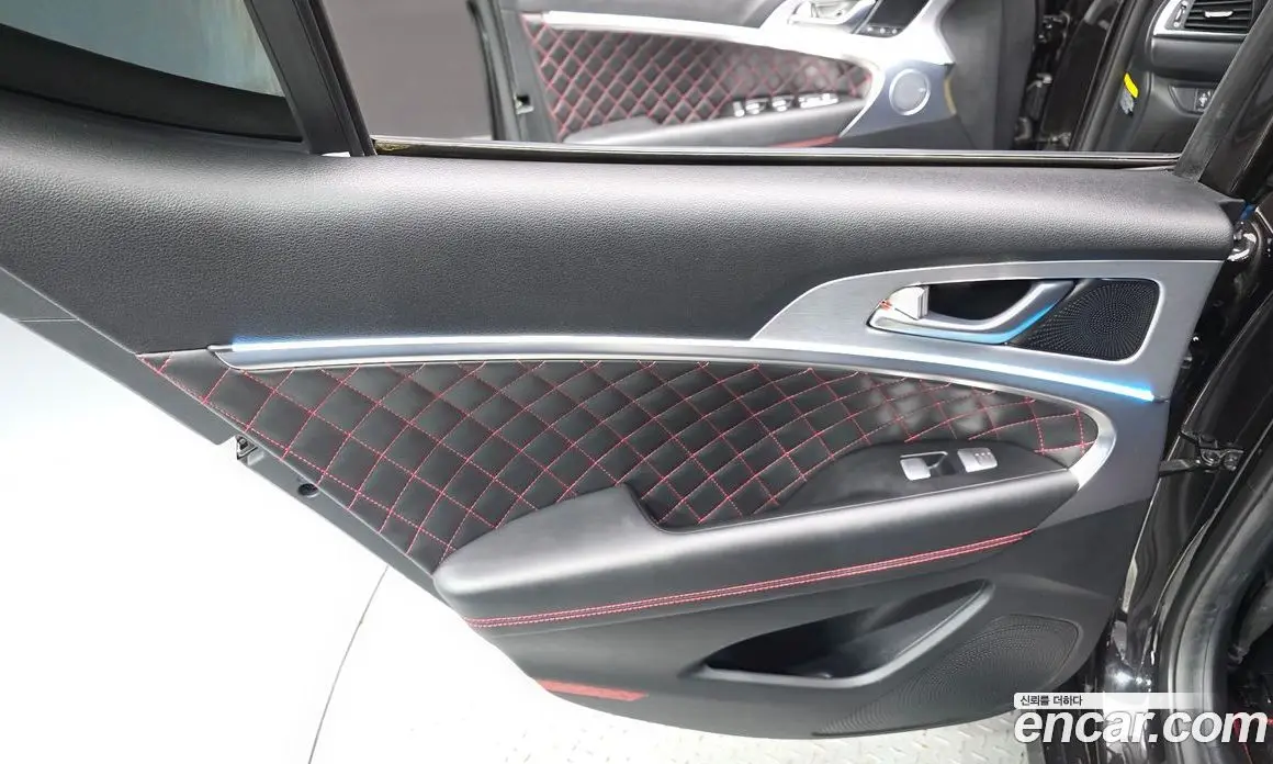 Genesis G70 2018 3.3 автомат (гидро), фото 15