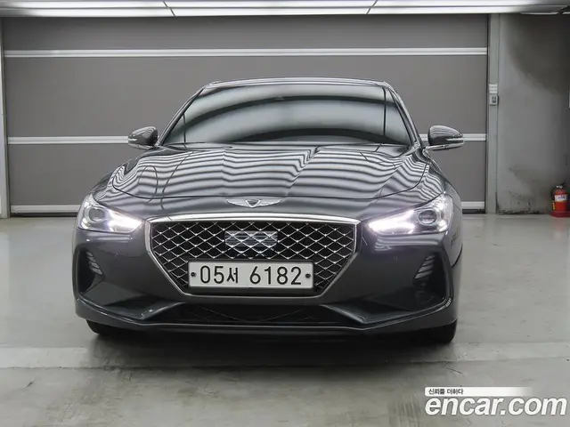 Genesis G70 2019 2.2 автомат (гидро), миниатюра 2