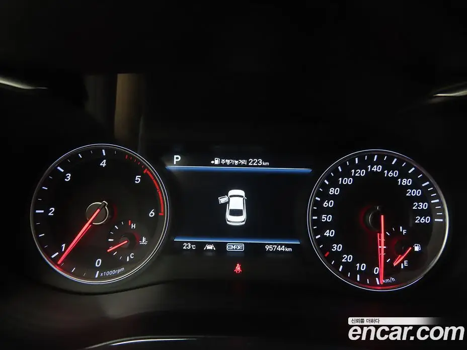 Genesis G70 2019 2.2 автомат (гидро), фото 9