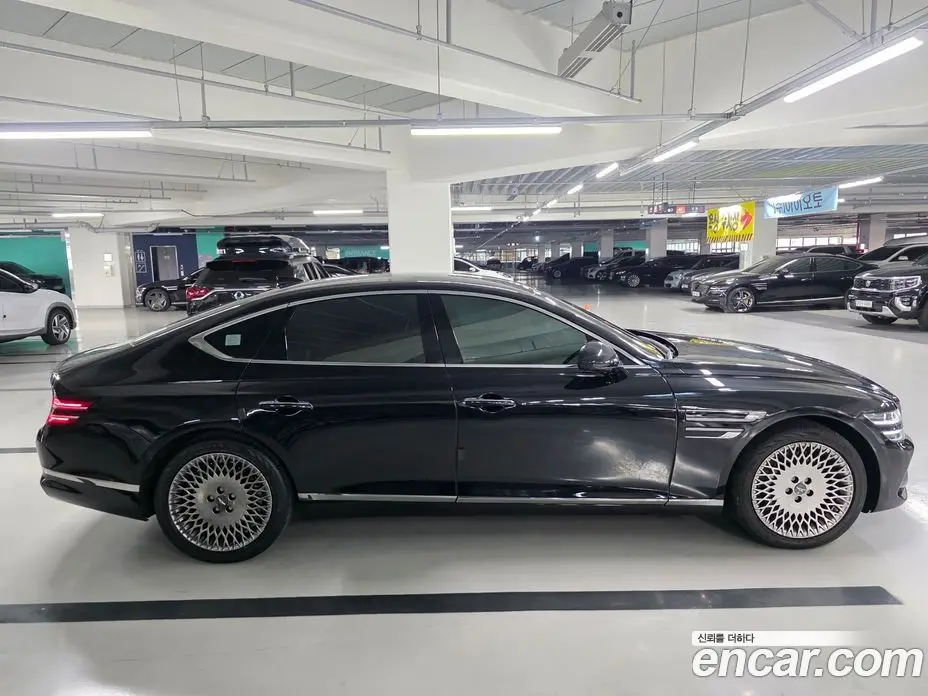 Genesis G80 2024 2.5 автомат (гидро), фото 3