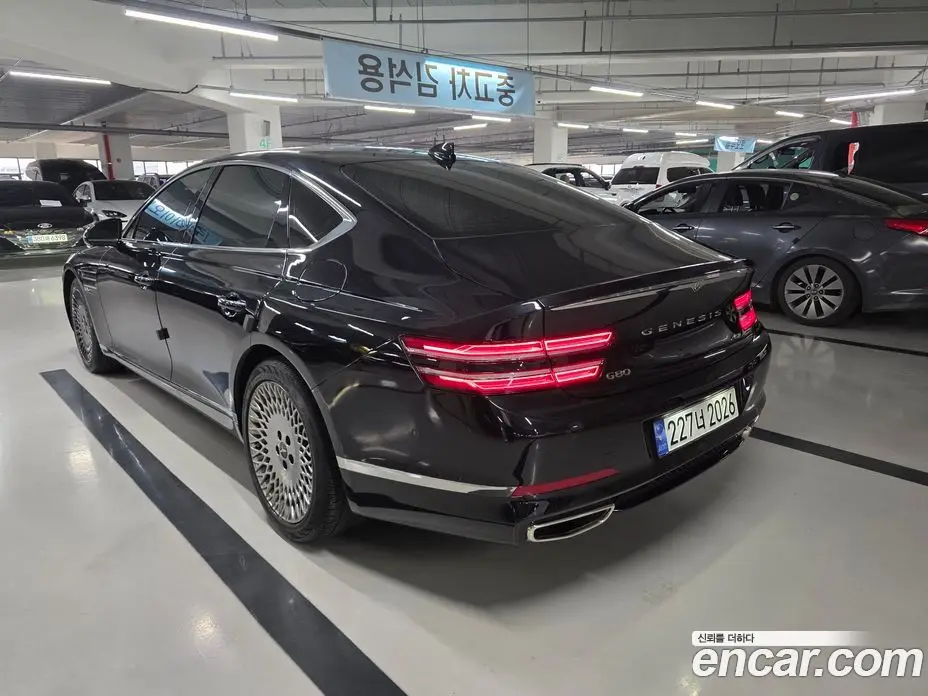 Genesis G80 2024 2.5 автомат (гидро), фото 6