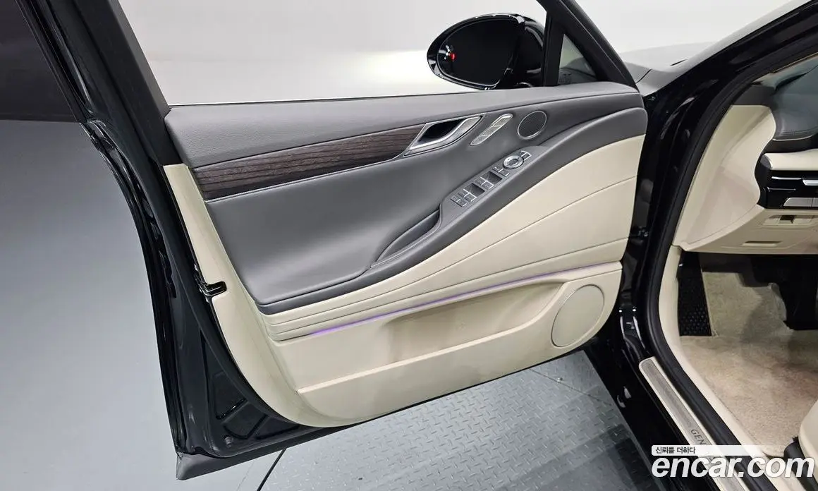 Genesis G80 2025 2.5 автомат (гидро), фото 14