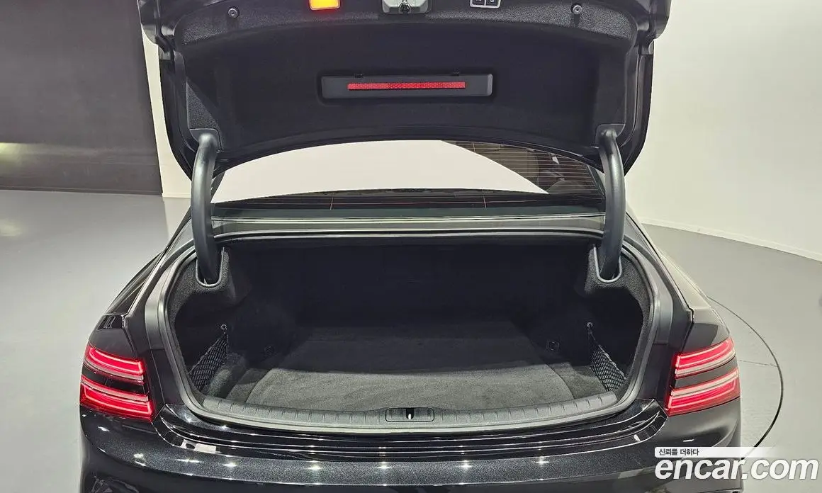 Genesis G80 2025 2.5 автомат (гидро), фото 32