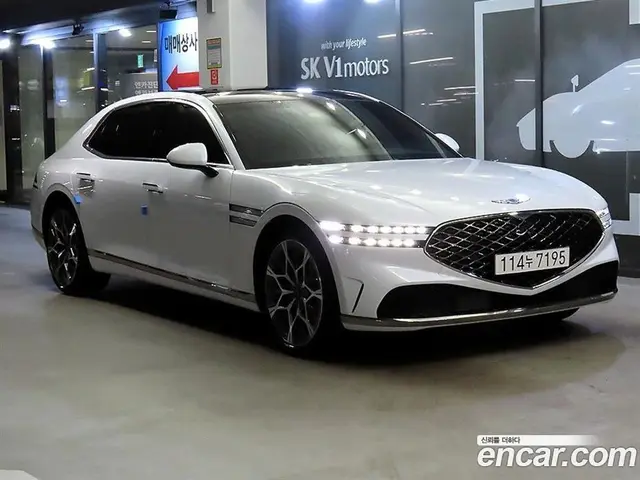 Genesis G90, 2024, 30 545 км