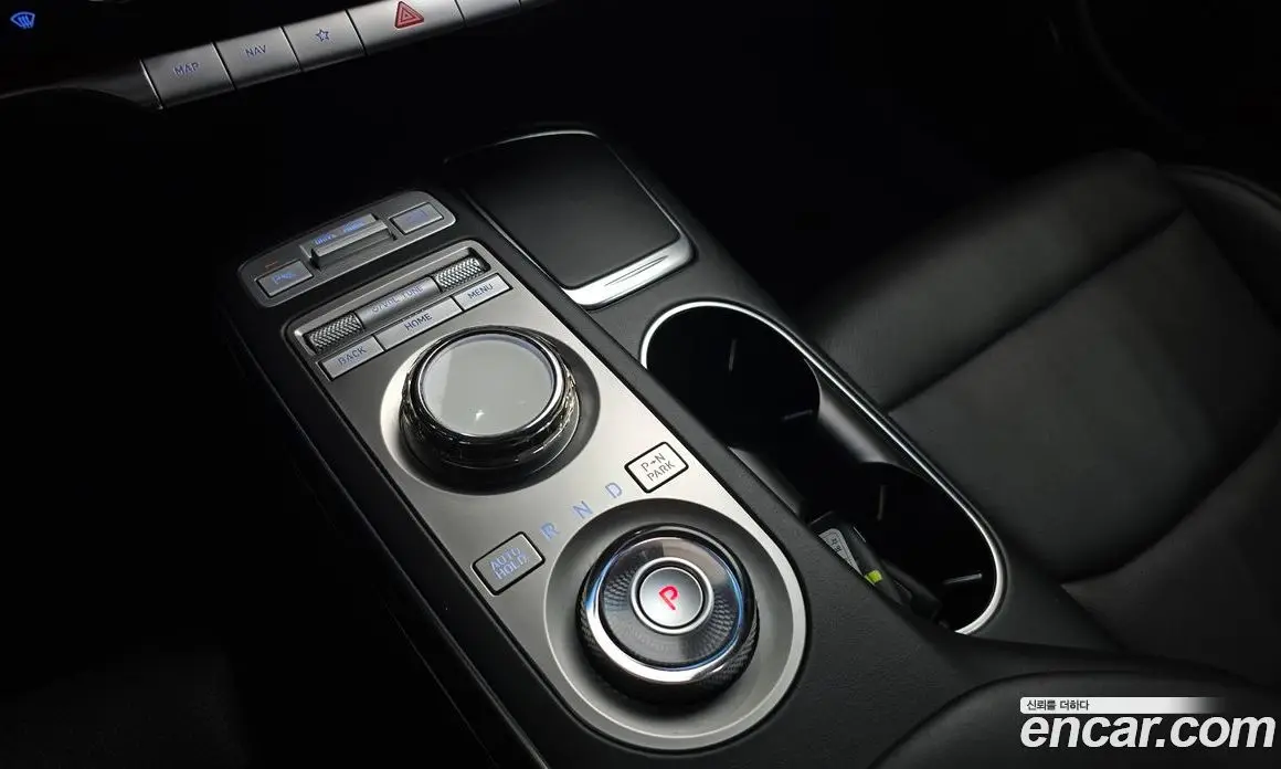 Genesis GV70 2022 2.5 автомат (гидро), фото 12