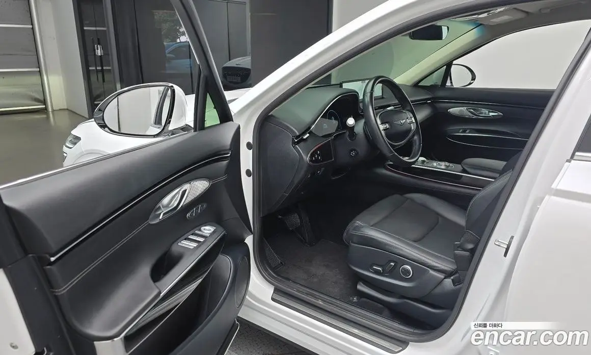 Genesis GV70 2022 2.5 автомат (гидро), фото 13