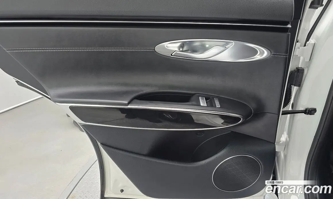 Genesis GV70 2022 2.5 автомат (гидро), фото 15