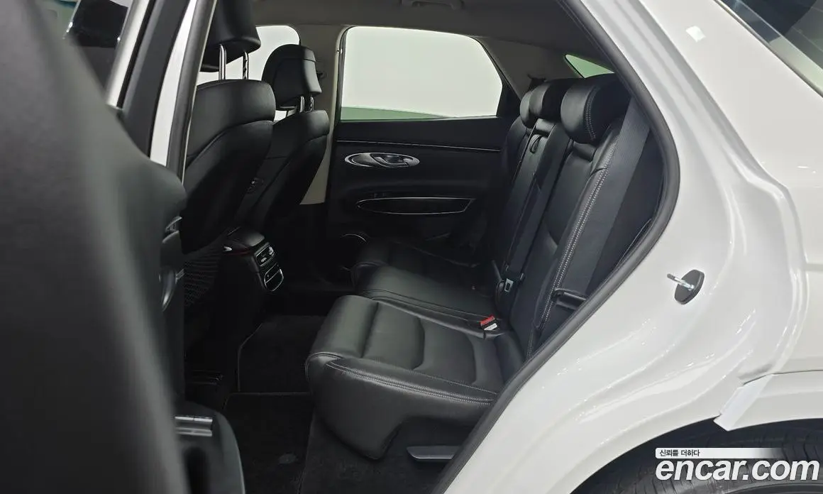 Genesis GV70 2022 2.5 автомат (гидро), фото 18