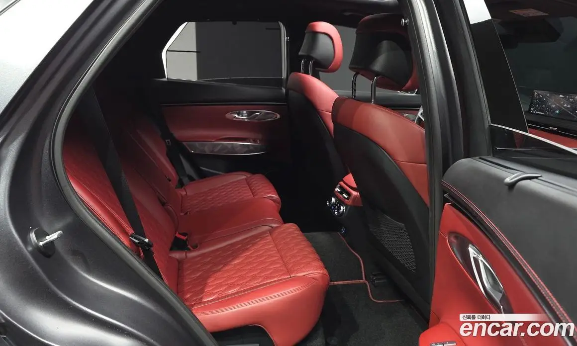 Genesis GV70 2022 3.5 автомат (гидро), фото 17