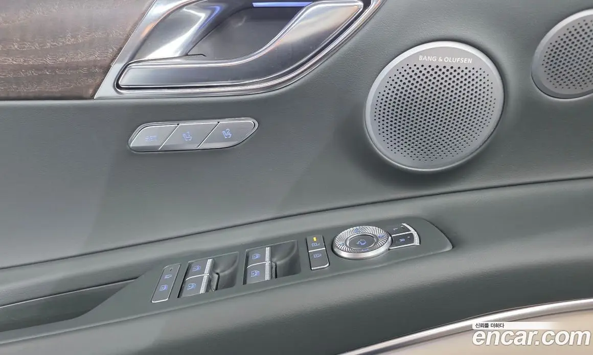 Genesis GV80 2025 2.5 автомат (гидро), фото 13