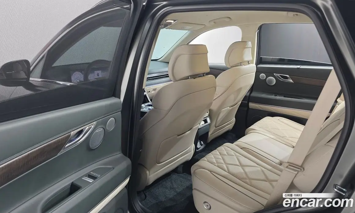Genesis GV80 2025 2.5 автомат (гидро), фото 17