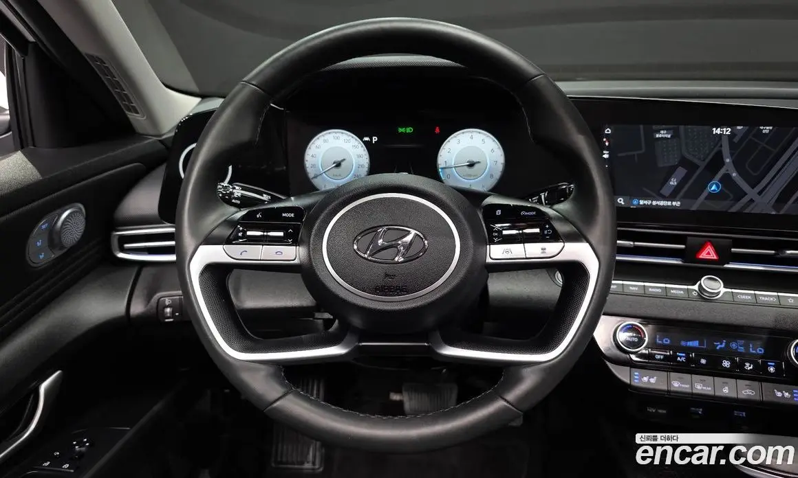 Hyundai Avante 2020 1.6 автомат (гидро), фото 13