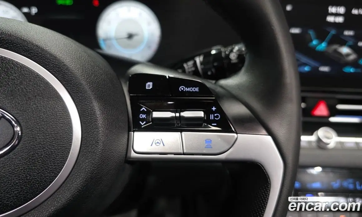 Hyundai Avante 2020 1.6 автомат (гидро), фото 17