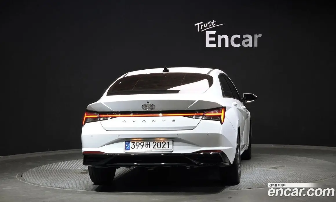 Hyundai Avante 2020 1.6 автомат (гидро), фото 4