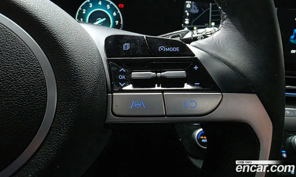 Hyundai Avante 2020 1.6 автомат (гидро), фото 17