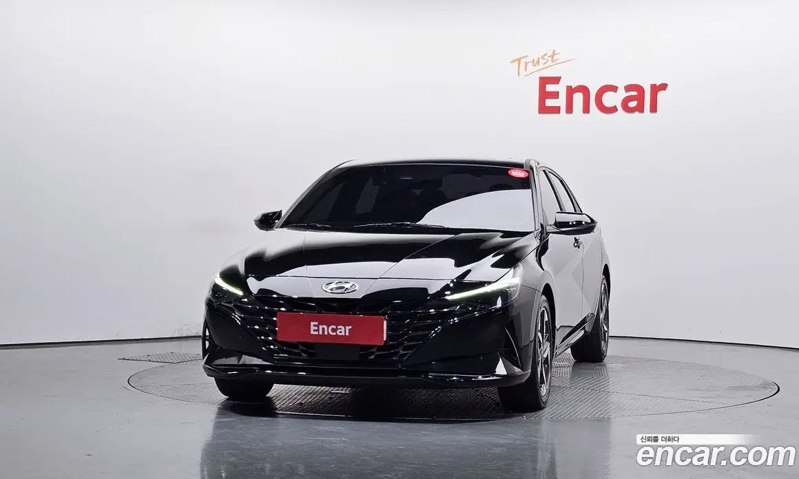 Hyundai Avante 2023 1.6 автомат (гидро), фото 3