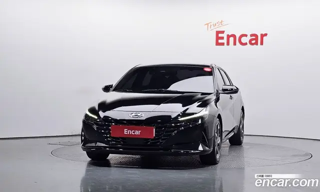 Hyundai Avante 2023 1.6 автомат (гидро), миниатюра 3