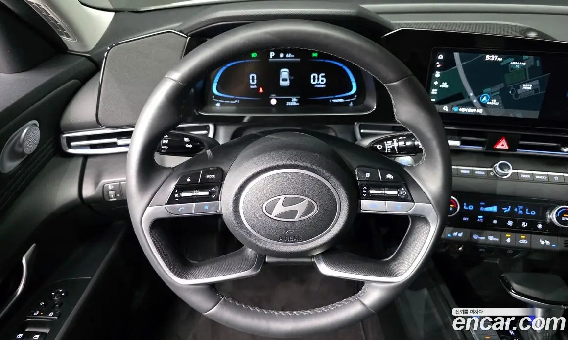 Hyundai Avante 2024 1.6 автомат (гидро), фото 20