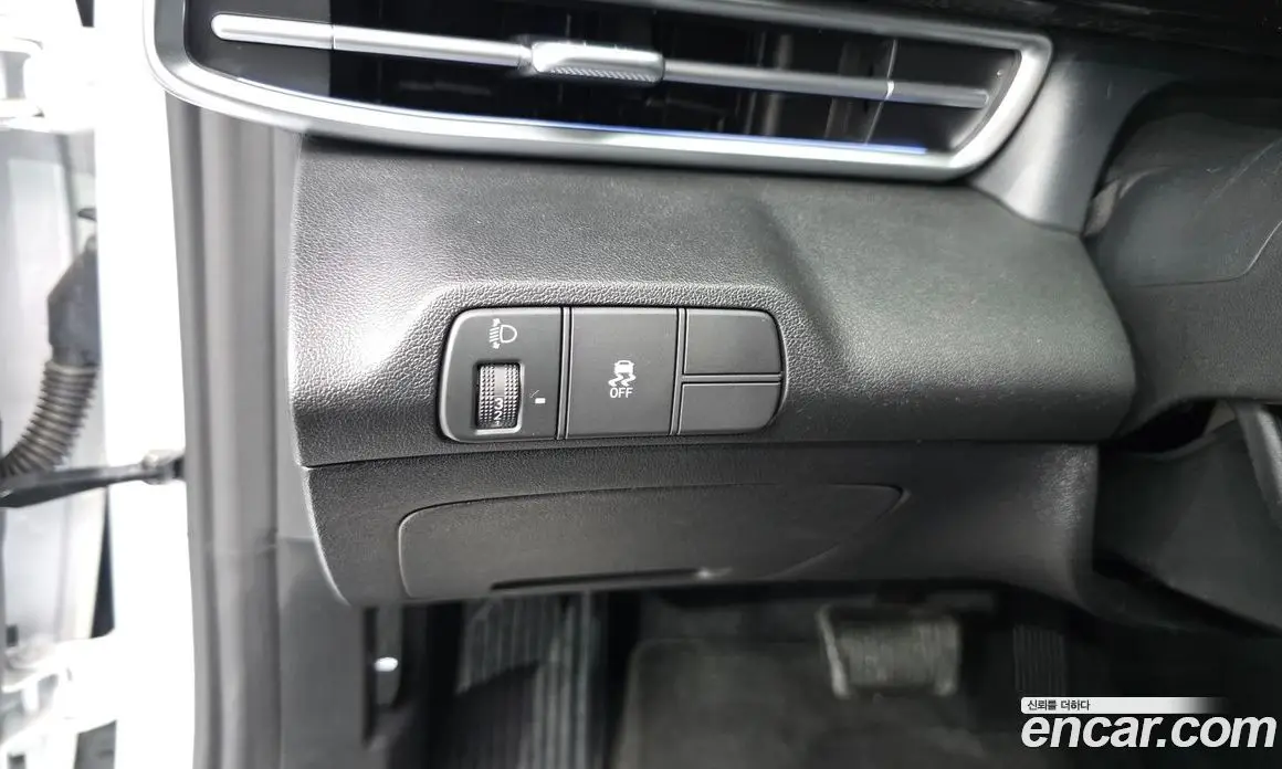 Hyundai Avante 2024 1.6 автомат (гидро), фото 24