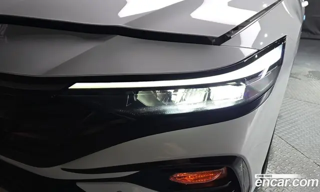 Hyundai Avante 2024 1.6 автомат (гидро), миниатюра 8