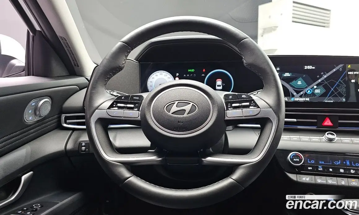 Hyundai Avante 2025 1.6 автомат (гидро), фото 18
