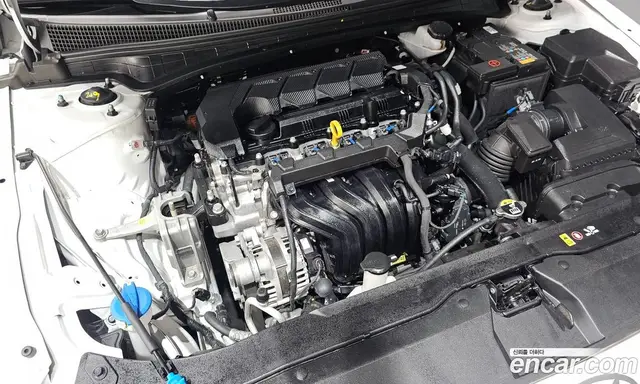 Hyundai Avante 2025 1.6 автомат (гидро), миниатюра 5