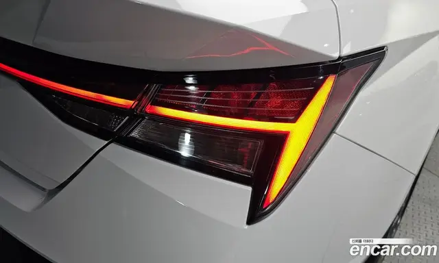 Hyundai Avante 2025 1.6 автомат (гидро), миниатюра 8