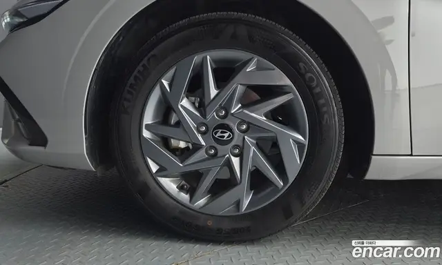 Hyundai Avante 2025 1.6 автомат (гидро), миниатюра 5
