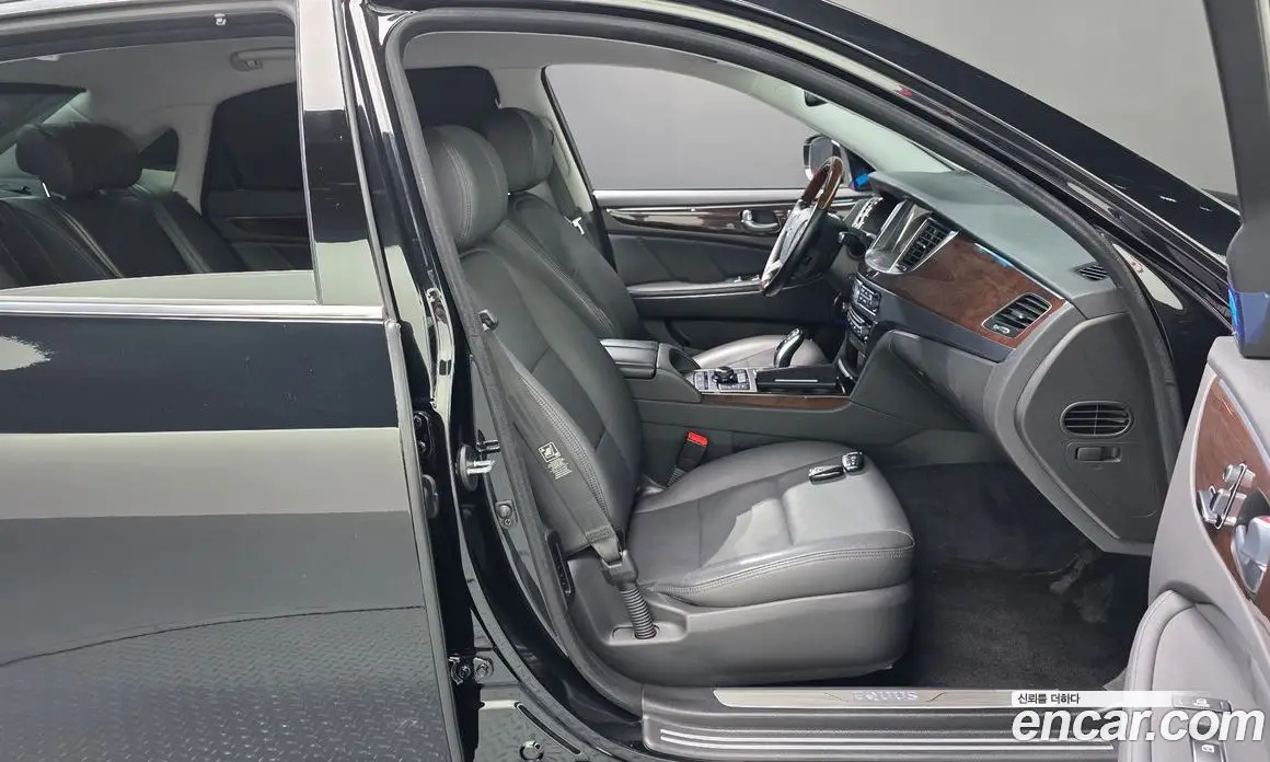 Hyundai Equus 2015 3.8 автомат (гидро), фото 16