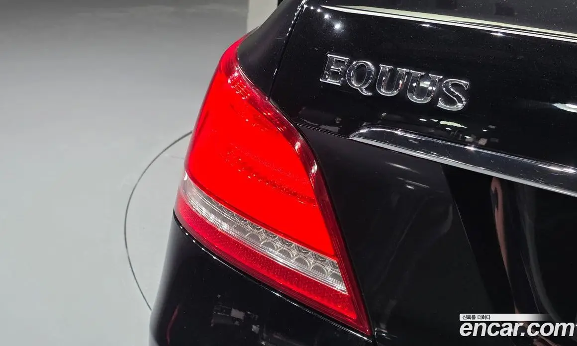 Hyundai Equus 2015 3.8 автомат (гидро), фото 9