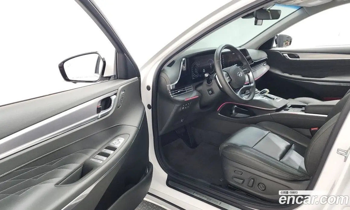 Hyundai Grandeur 2020 2.5 автомат (гидро), фото 13