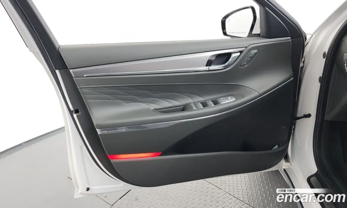 Hyundai Grandeur 2020 2.5 автомат (гидро), фото 14