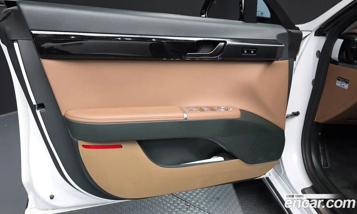Hyundai Grandeur 2025 1.6 автомат (гидро), фото 14
