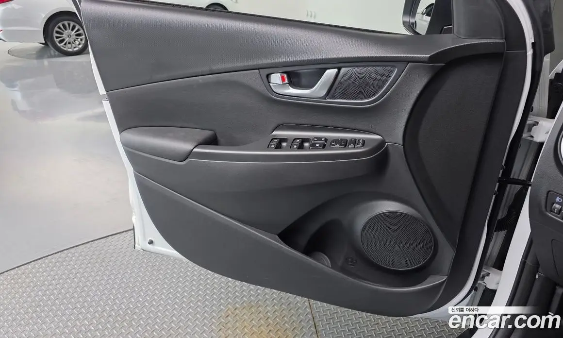 Hyundai Kona 2022 2.0 автомат (гидро), фото 14
