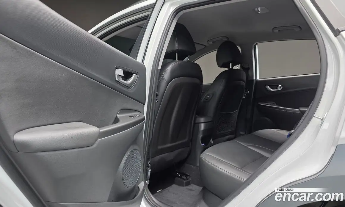 Hyundai Kona 2022 2.0 автомат (гидро), фото 29