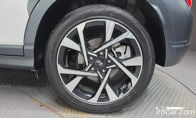 Hyundai Kona 2022 2.0 автомат (гидро), миниатюра 7