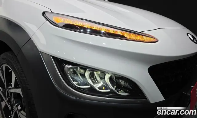 Hyundai Kona 2022 2.0 автомат (гидро), миниатюра 8