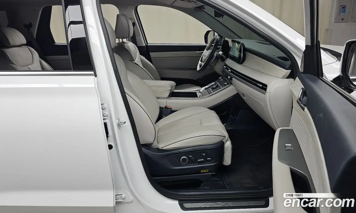 Hyundai Palisade 2023 2.2 автомат (гидро), фото 16