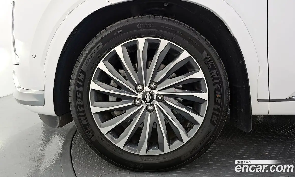 Hyundai Palisade 2023 3.8 автомат (гидро), фото 5