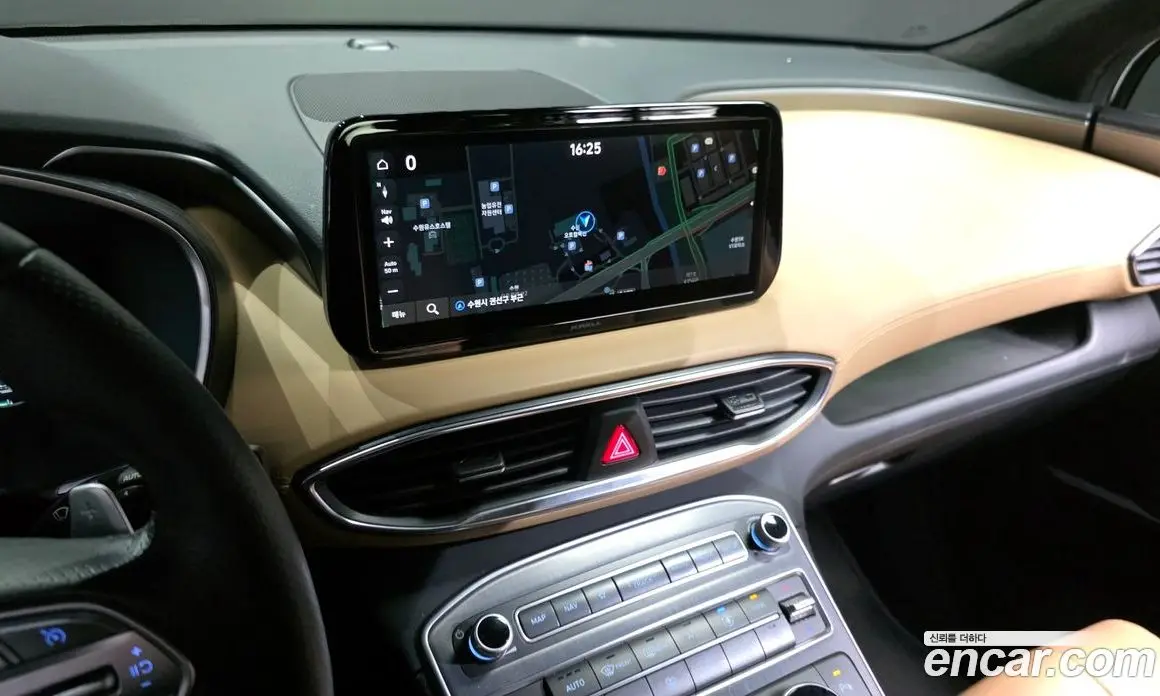 Hyundai Santa Fe 2021 1.6 автомат (гидро), фото 14