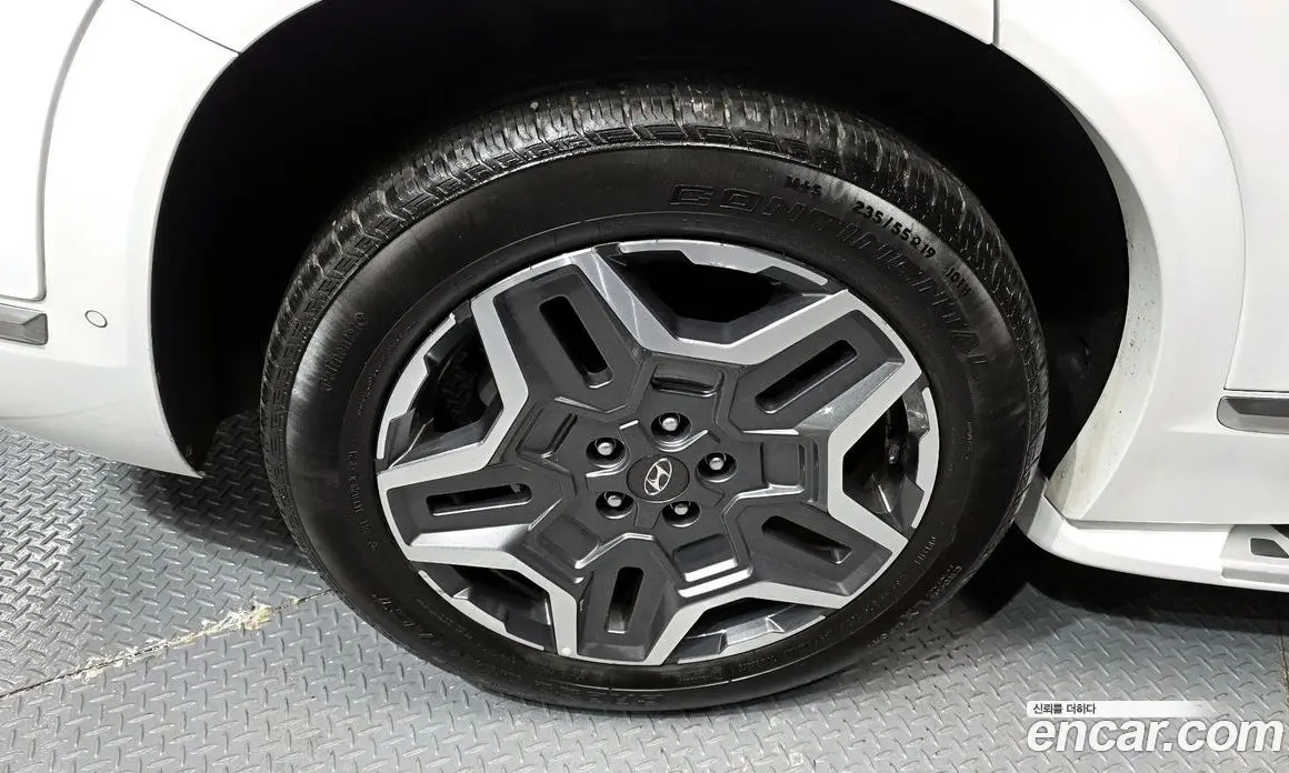 Hyundai Santa Fe 2021 1.6 автомат (гидро), фото 5