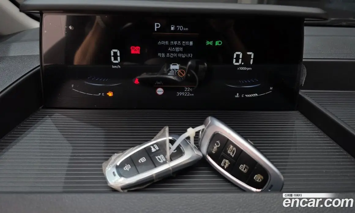 Hyundai Staria 2023 2.2 автомат (гидро), фото 11