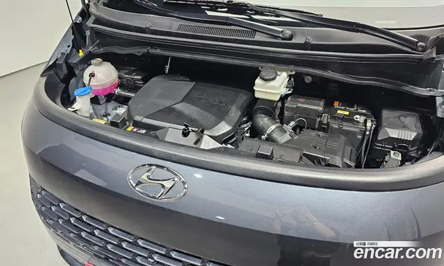 Hyundai Staria 2023 2.2 автомат (гидро), миниатюра 6