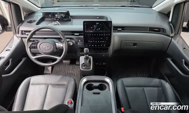Hyundai Staria 2023 2.2 автомат (гидро), миниатюра 10