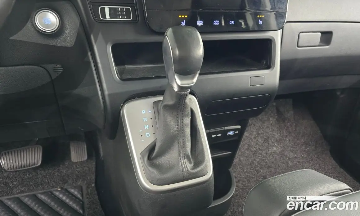 Hyundai Staria 2024 2.2 автомат (гидро), фото 9