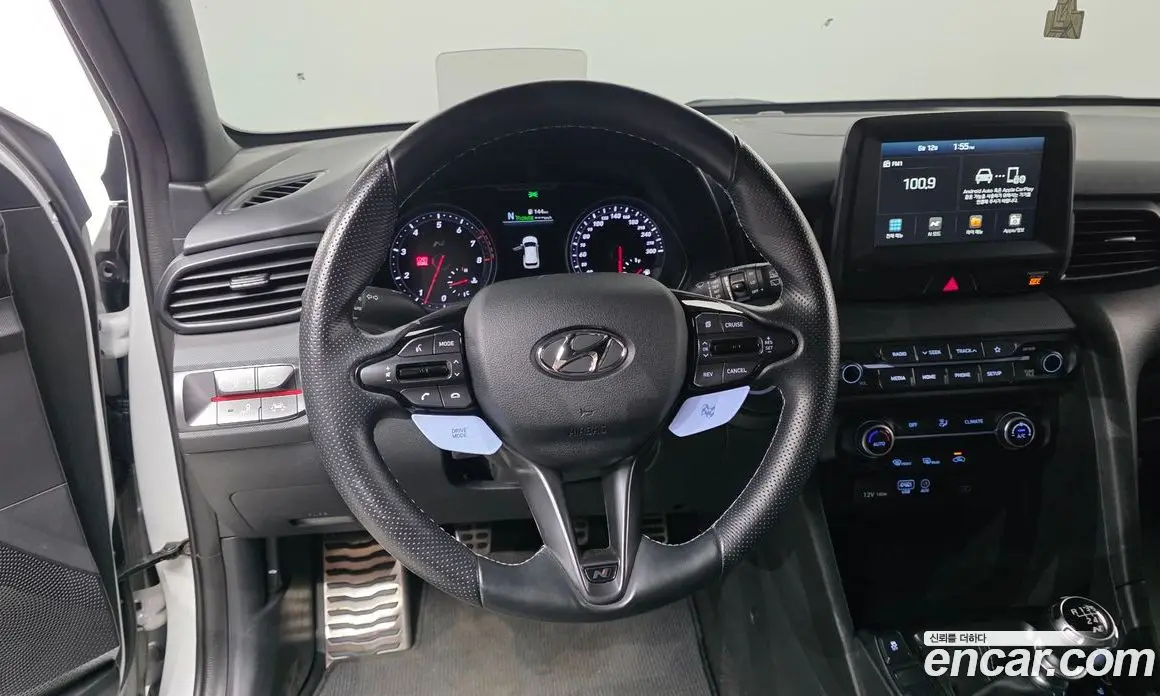 Hyundai Veloster 2019 2.0 механика, фото 15