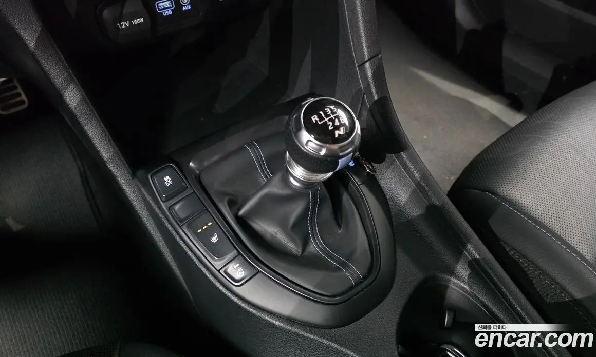 Hyundai Veloster 2019 2.0 механика, фото 9