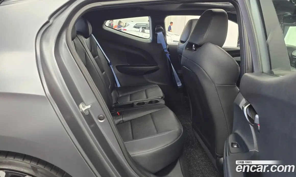 Hyundai Veloster 2021 2.0 механика, фото 17